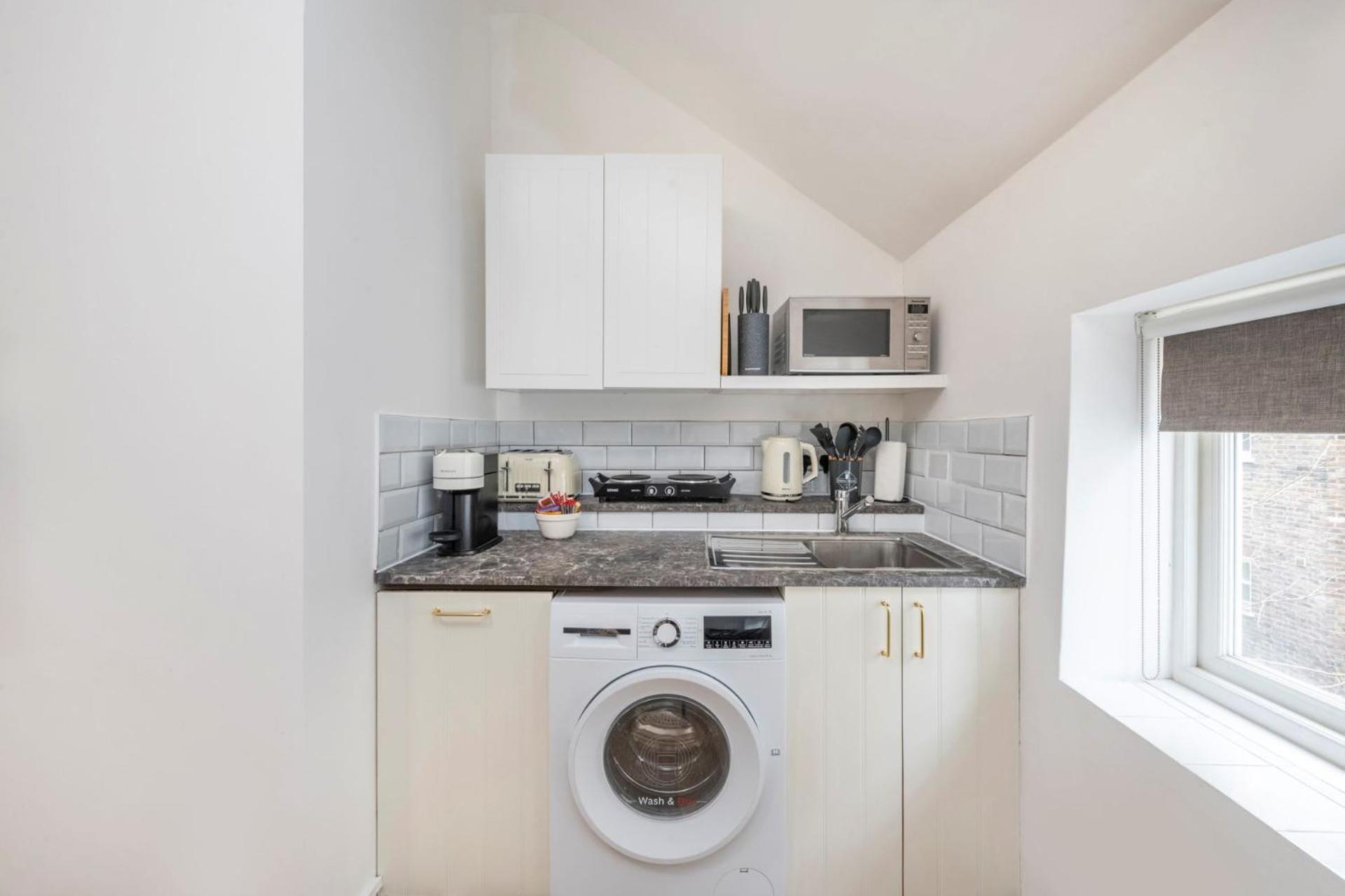 Apartmán The Cutesy - Fitzrovia - By Frankie Says Londýn Exteriér fotografie